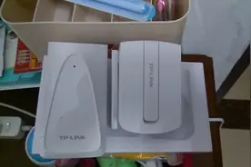 wifi扩展器和wifi电力猫对比，看哪个好用视频封面