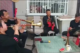 陕北子洲拓治娃，二蛋大唢呐演奏《大摆队》真好听视频封面