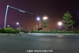 清水洗车后隔天就一层灰简单的方法,车身光亮如新一个月不沾灰视频封面