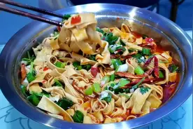 东北特色老汤干豆腐家庭版教程，麻辣鲜香，比饭店做的都好吃！视频封面