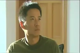 袁朗：你不会再回来了吧 许三多：我不知道