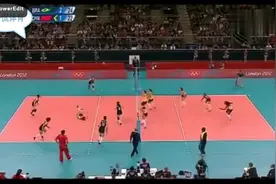 中国女排22：24绝境边缘，挽救两个赛点，30:28逆转巴西夺冠视频封面