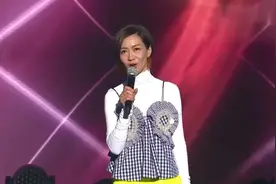 赵学而现场演唱《世界会变得很美》 他依然很有实力视频封面