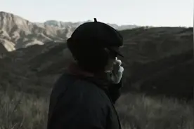 什么是佩奇小猪佩奇视频封面