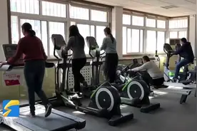好消息！日照首家“大众健身馆”正式试营业，全年免费对市民开放视频封面