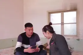 姐夫欠小姨子500元不还，看小姨子如何上门要债，结局太搞笑了视频封面