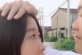14岁儿子身高1米7，没事就用我来测量一下，熊孩子一定是故意的视频封面