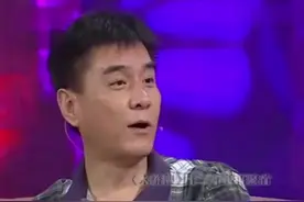 戏外“武大郎”“潘金莲”总拉着手，“阮小七”：看着就挺别扭！视频封面