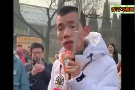 西安网红导游又火了，说话都是段子，直言西安不该通地铁视频封面