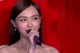 瞒不住了！唐嫣说出与邱泽真实分手原因，网友：原来是做不到这点视频封面