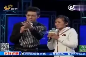 姑娘上台紧张得浑身发抖脸色苍白说不出话，没想到一唱歌惊艳全场视频封面
