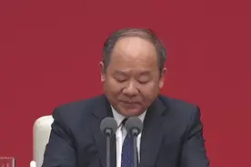 中共中央新闻发布会：2016年至2019年 居民人均可支配收入年均实际增长6.5%图片