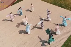 七彩云南•古滇名城春暖花开赏樱季☀️冬尽春暖，樱花绽放恰逢古滇三月好风光#幸福里买房小妙招 图片