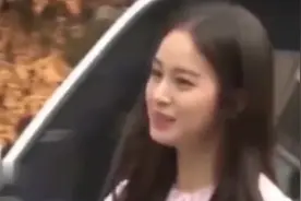 金泰熙成功生下女孩，35岁抱两娃，rain拒绝透露女儿照视频封面