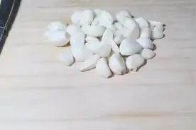 掐头去尾的家庭版金银蒜来了，简单快速，味道同样好视频封面
