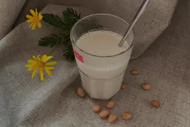 正宗的花生奶的制作方法，做法简单，味道浓郁，果断收藏视频封面
