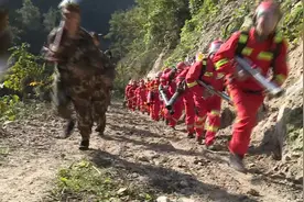 【十堰】超燃！十堰这场森林防火实战演练，速来围观！视频封面