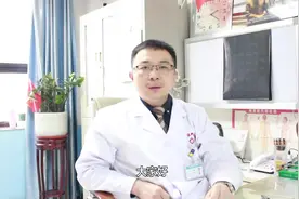 肝功能中白蛋白升高是什么原因？听医生给你详细分析分析视频封面