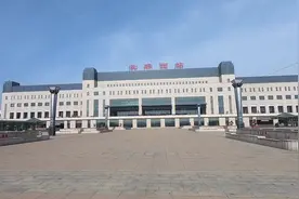 实拍长春西站，楼下就是地铁，很方便视频封面