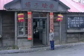 袖珍妈妈：侄子自愿给姑姑打工，不料弟媳竟带人来要钱视频封面