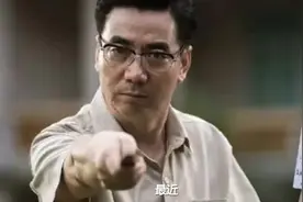 那些被老师抓过早恋的情侣，后来都怎么样了？视频封面