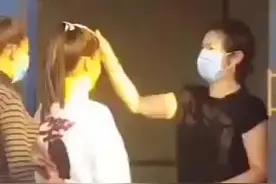 某地手测体温法，不适合我手掌的温度谁也别想进门！视频封面