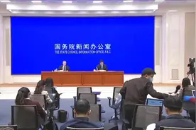 人社部：突出农民工这个重点群体，多措并举，促进农民工转移就业视频封面