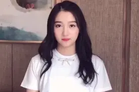 鹿晗有多爱关晓彤？看了二人的微信头像之后，网友：扎心了视频封面