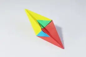 教你手工折纸可以悬挂的装饰品，简单漂亮，多做一些挂上很好看视频封面
