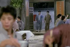 走路脚跟不着地，英叔告诉你，肯定是被鬼上身了视频封面