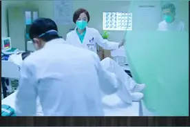 护士在感染区产子，没想到疾控中心来通知了视频封面