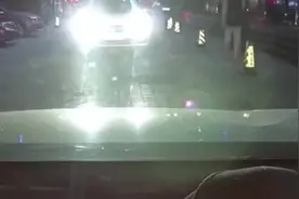 明明开的是近光灯，却总是被骂做“远光狗”，主要是这两个原因视频封面
