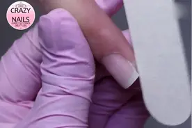 指甲短的小仙女们可以试下做这款美甲，颜色超亮也很可爱视频封面