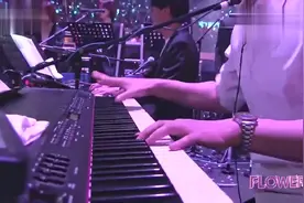 火箭少女演唱会，杨超越被亲，亲完还不好意思了可还行视频封面