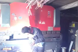 电焊强光刺激打眼疼痛难忍不用怕，告诉你一个好办法一下搞定视频封面