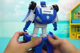 百变机兽趣味玩具急先锋的惊天浪涛杀视频封面