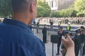#德云社 #张云雷  辫哥日常           ——年轻、阳光、知书达理视频封面