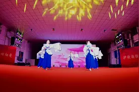 乌鲁木齐市公安局庆祝“三八”国际妇女节联欢会 舞蹈 《女儿情》视频封面