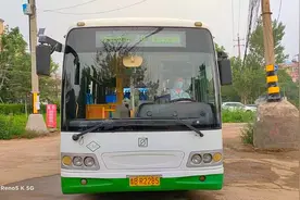 【终点站折返…】青岛公交29路，青岛求实学院站前倒车进站视频封面