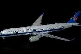 飞机模型开箱测评:来自南方航空的空客350飞机，一款高端飞机模型视频封面