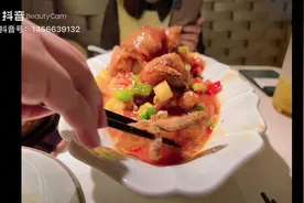 四十不惑，正当壮年，虽然自己年青不再，祝自己身体健康视频封面