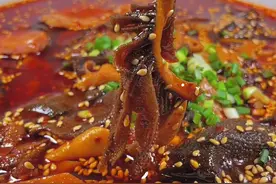 你知道冒菜和火锅的区别吗？今天一个人在家视频封面