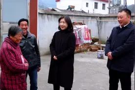 市委常委、市纪委书记李敏来我县走访慰问困难群众视频封面