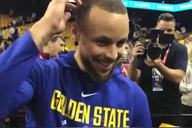 盘点NBA球星的搞笑瞬间，库里偶遇高中班主任的反应太搞笑了#NBA视频封面