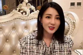 昨晚青春美少女成团25 周年演唱会，一代主唱蒋中一出场视频封面