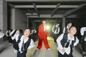 《火力全开》Mv震撼来袭潮童秀超火Mv震上架…我们的团队非常棒视频封面