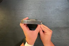 华为MateXT上手：未来科技对有钱人的具象化表现 体验华为三折叠视频封面