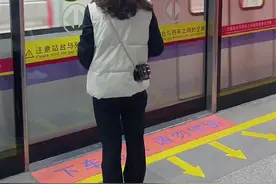 终于知道了嘉禾望岗的故事，往北是机场，往南是火车站，很多人在嘉禾望岗分别后，可能此生都不会再见了。#嘉禾望岗视频封面