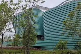 四川省遂宁市船山区遂宁高升实验小学二年级四班胡芠瀚视频封面