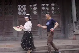 哥哥你不是一个人，视频封面